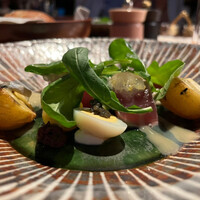 ザ タヴァン グリル＆ラウンジ - 