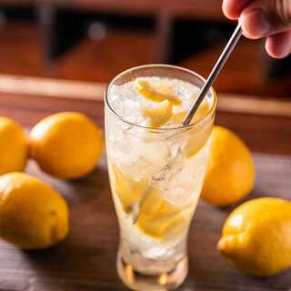 The next “main character” is this one (Lemon Sour)