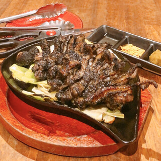 【薩摩地鶏】黒さつま鶏＆知覧鶏◎名物！骨付きももレア黒焼き！