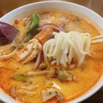 THAI SPICY - トムヤムクンラーメンの麺（米粉麺）