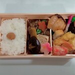 懐石料理 青山 - すき焼き弁当