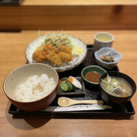 丸新 - 牡蠣と真鱈白子のフライ