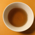 渝園 - 食後のウーロン茶