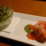 tou - 前菜　スモークサーモンとサラダう
