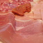 トラットリア・レ・サルデ - ハムとサラミの盛り合わせ