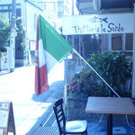 トラットリア・レ・サルデ - 外観