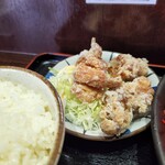 わしの食卓 - セットのから揚げです。