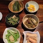 酒・肴処、西海岸 - 突き出し各種