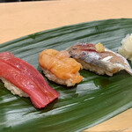 宮城の魚と赤酢のお寿司 魚が肴 - 本まぐろ赤身 ＆ 赤貝 ＆ あじ