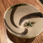 レストランRyu - 寒いので、お口直しはシャーベットではなく、
      　自分の好きな器を選ばせてもらって…  
      　そこへシェフが温かい飲み物を注いでくれます