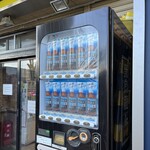 ラーメン二郎 - 【再訪】店頭の販売機