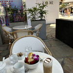 DIOR Café - 