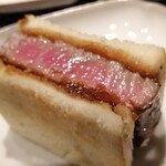 焼肉牛印 銀座店 - シャトーブリアンサンドイッチ