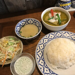 タイ料理バル タイ象 - 