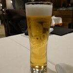 エノテカ ドォーロ - 生ビールはイタリア産一種類のみ