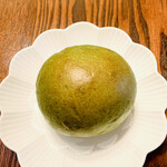 NORTH - よもぎあんぱん