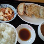 パンダ餃子　 銘苅店 - 焼き餃子定食 ５００円