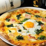 Half-boiled egg pizza bismark