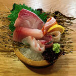魚屋 ちから - 六種お刺身盛り合わせ（1人前）