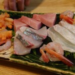 松寿司 - 刺身盛り合わせ。トロと赤貝が凄かった。