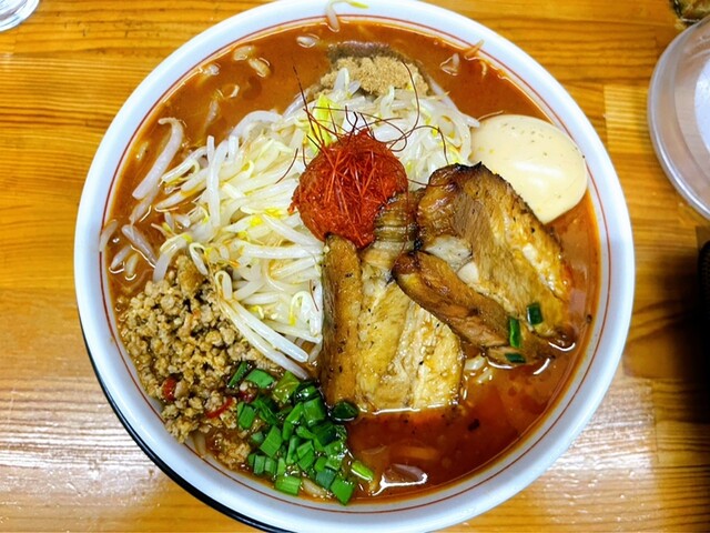 爆王 - せきてらす前/ラーメン | 食べログ