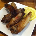 カフェ＆ビア　あるかアるか - 自家製スモークチキンバー