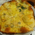 カフェ＆ビア　あるかアるか - クワトロ・フォルマッジ