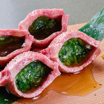 焼肉 のぶ福 - ネギ包みタン人気No.1数量限定厚切りタンの中に味付けネギを包んだ贅沢なお肉です。