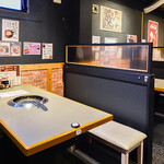 焼肉 のぶ福 - テーブル