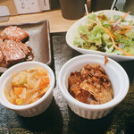 Yakiniku Musashi - 小鉢とサラダ