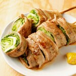 Lettuce and pork rolls