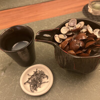 桑名蛤料理・蛤しゃぶしゃぶ 貝新 - 