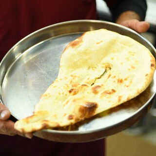 ★ 인도인 요리사가 만드는 인도 카레도 즐길 수 있습니다.
