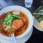 幸楽苑 - 料理写真:あっさり通過(中華)そば　海苔と玉子は別皿でやって来ました。