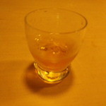 桜田 - 梅酒　これに　御しるし　と　女将さん　本日は、岐阜・美濃の　百春　がつきます