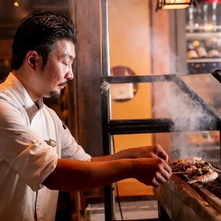 Yakitori (grilled chicken skewers) grilled by craftsmen over binchotan charcoal