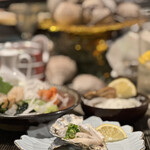 立川CLAMS - 生牡蠣（長崎 諫早湾産） 500円。