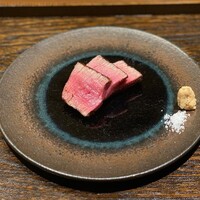 肉割烹 上 - 