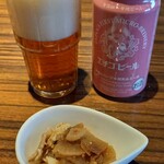 メメントモリ - ハーブ薫るビールと、新作カレーのヒントになる小鉢。