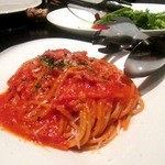 LUGALIS - なんだっけ？トマトパスタね！