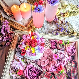 【誕生日、記念日】にぴったりのお花畑のフラワーケーキをご用意