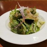 Roiyaru Hosuto - サラダ