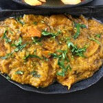 インドカレー GHORER SHAD バングラデシュの家庭料理 - まかない魚カレーのグレイビー（サービス）