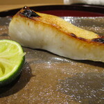 礒田 - 香川のマナガツオの塩焼き