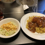 ニッキー・アースティン - 