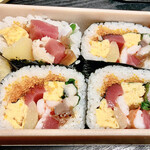 鮨 うみから - 豪華太巻きも、めっちゃ美味しいーーー