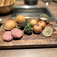 焼肉うしごろ 新宿三丁目店 - 