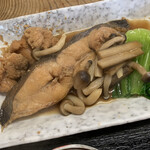 Ekimae Ichiba Shokudou - 煮魚　赤カレイ