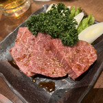 焼肉 静龍苑 - ヒレ