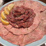 焼肉 静龍苑 - ハラミとタン塩